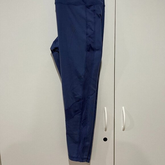 GapFit Mesh Leggings - Picture 4 of 6